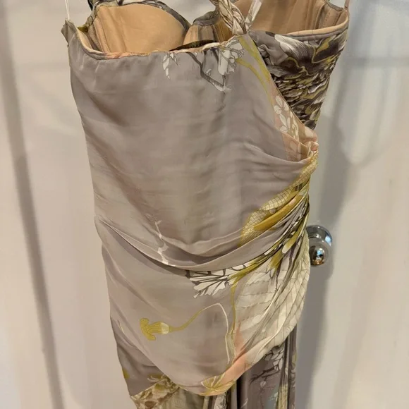 ROBERTO CAVALLI GRAY & FLORAL PEONT GOWN SIZE 38, STUNNING BALLGOWN - Picture 4 of 17